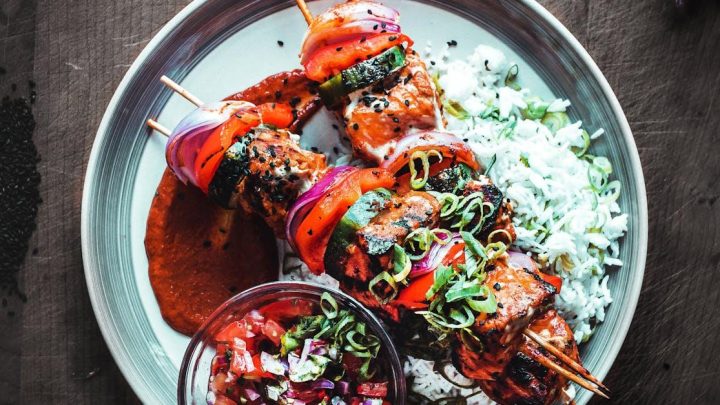 Derfor vælger flere et snedkerkøkken: når køkkenet skal føles som et møbel